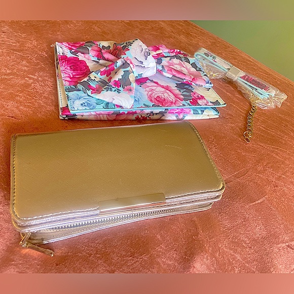 Pink & Blue Floral Bow Chain Strap Fold Over Medium Clutch Cross Body Bag - Picture 7 of 12